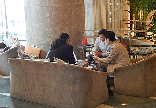 6新聞-17李華清設(shè)計(jì)總裁與新加坡負(fù)責(zé)人會見俄羅斯羅塞爾公司_08