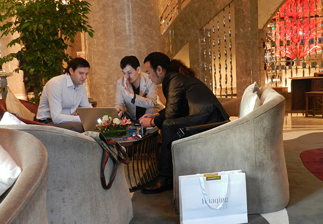 6新聞-17李華清設(shè)計(jì)總裁與新加坡負(fù)責(zé)人會見俄羅斯羅塞爾公司_16