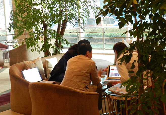 6新聞-17李華清設(shè)計(jì)總裁與新加坡負(fù)責(zé)人會見俄羅斯羅塞爾公司_14